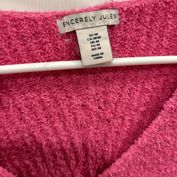 Sweater - Picture 3 of 3